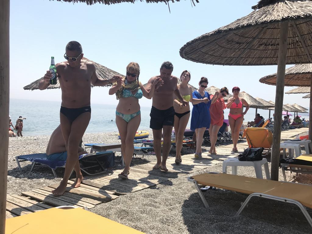 Isalos Велика Экстерьер фото